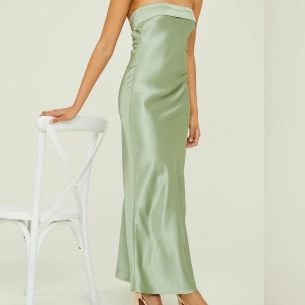 Alice Elle Satin Strapless NWT S12